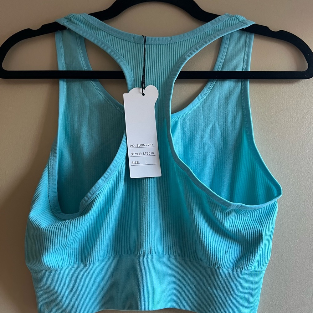 Blue Zip-Front Ribbed Crop Top - Picture 4 of 5